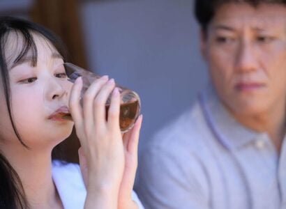 Chú ấy đã tham gia vào hành động 18+ sau khi sử dụng thuốc kích dục